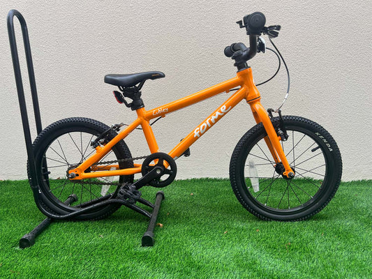 Forme Cubley 16 Orange