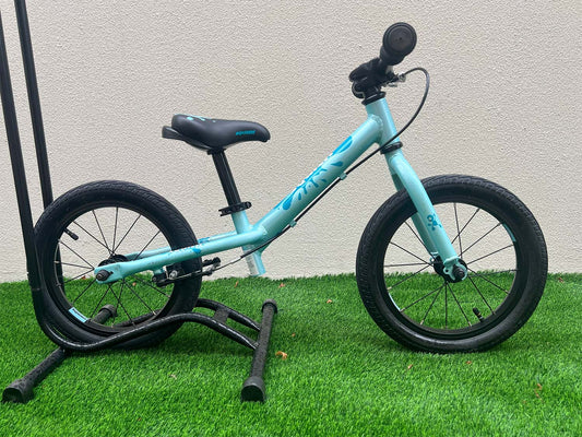 Squish 14 Balance Bike Blue